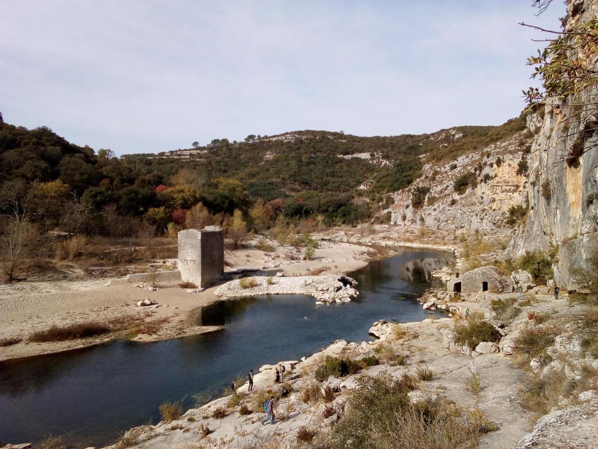博凯尔Les Coronilles住宿加早餐旅馆 外观 照片