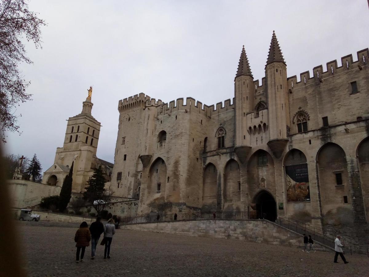 博凯尔Les Coronilles住宿加早餐旅馆 外观 照片